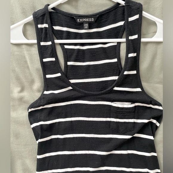 Express | high-low striped maxi dress - Picture 2 of 3